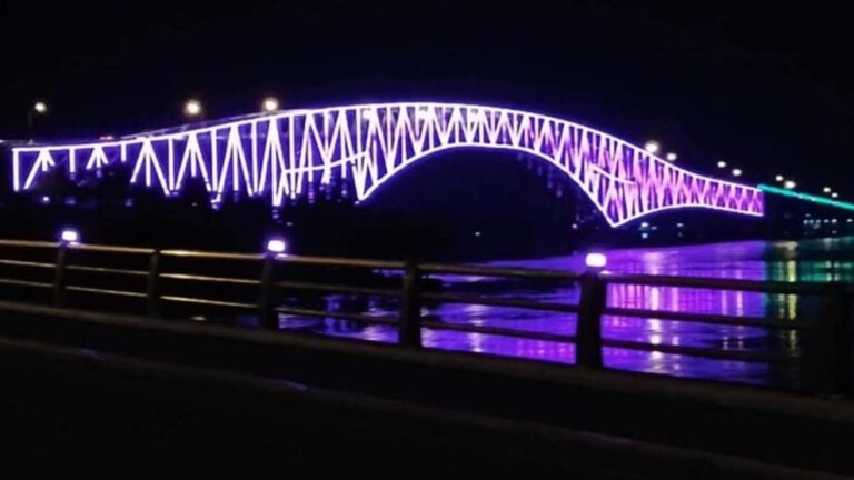 San Juanico Bridge Light Switch-On Set October 19