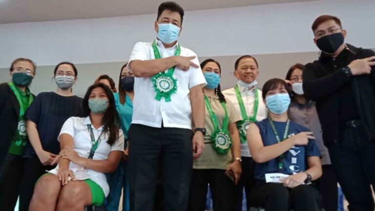 Negros Occidental College Students Urged To Get Covid-19 Booster Shots