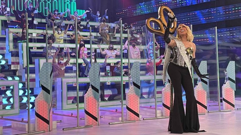 Bank Employees Take Home P1 Million Jackpot In “Everybody, Sing!”