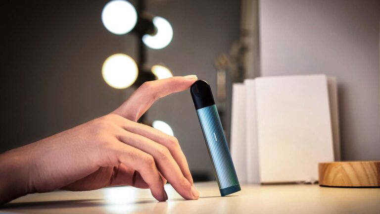RELX Warns Consumers Against Counterfeit E-Cigarettes