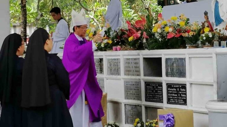 Vax Card Required To Visit Cemeteries In Dumaguete During ‘Undas’