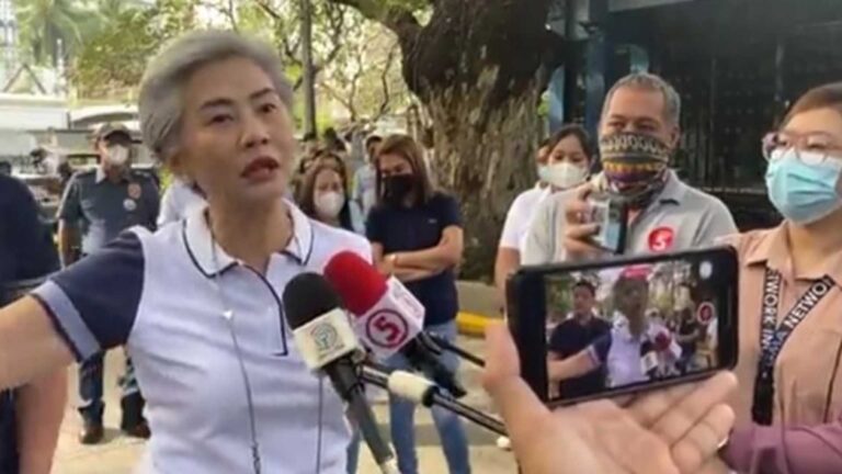 Masks On At Manila North Cemetery For ‘Undas’