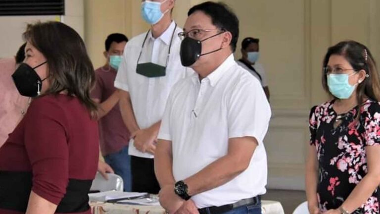 Negros Occidental To Still Require Face Mask In Capitol Office Transactions