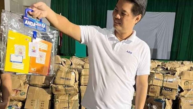 Over 70K Bacolod Learners Get Free School Supplies