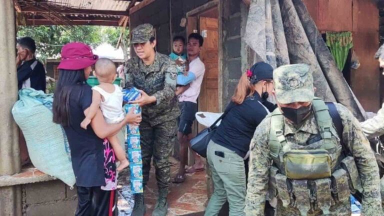 Army, Partners Aid Paeng-Hit Areas In Maguindanao