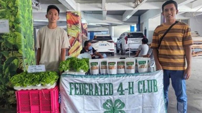 Young Agripreneurs Join DA’s Kadiwa Retail Selling At Ilocos Mall