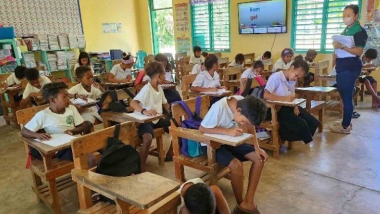 Indigenous Peoples Schools In Aurora Province Get Multimedia Teaching Aids