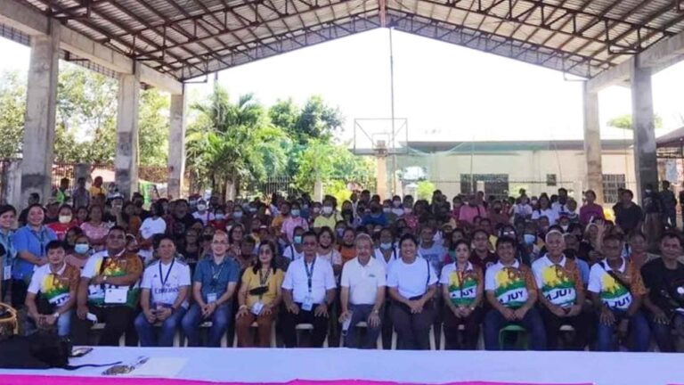 Yolanda Survivors In Iloilo Town Receive Housing Units