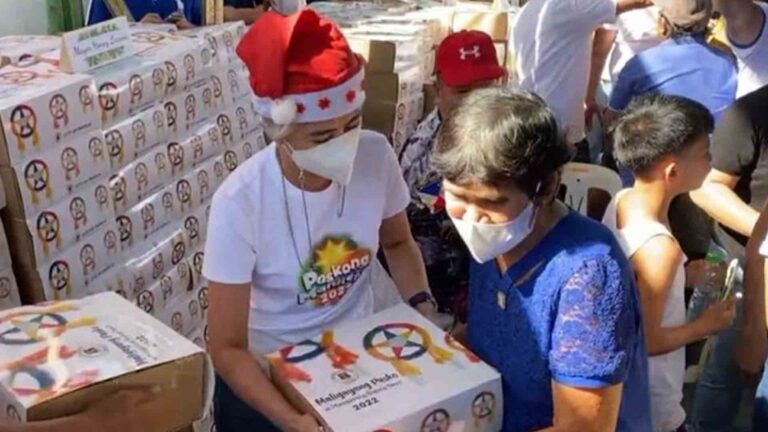 200K Christmas Gift Boxes So Far Distributed To Manileños