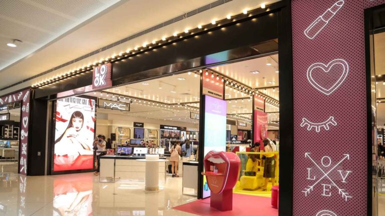 Time To Check Out Your Makeup Favs With The Newest LOOK Store In SM Mall Of Asia