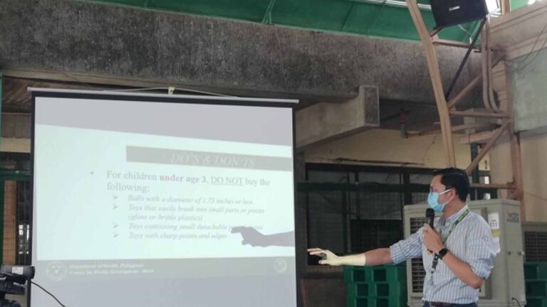 DOH-Bicol Advises Gift Shoppers To Choose Safe Toys For Kids
