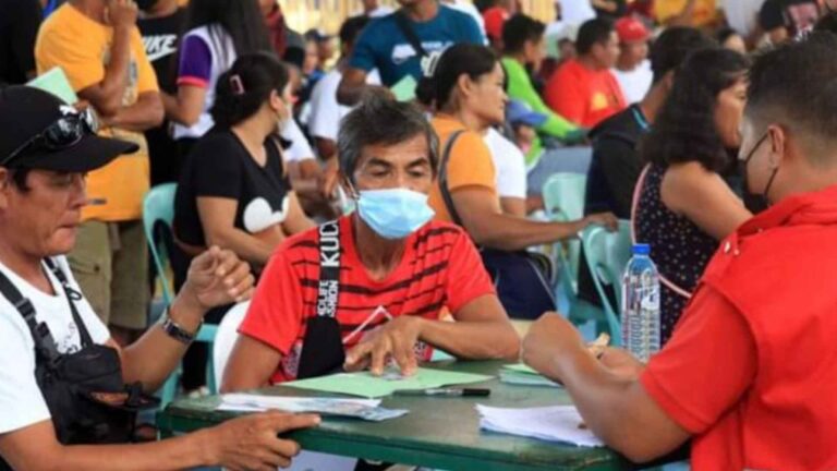 Negros Town Residents Get Php3.3 Million Cash-For-Work Aid