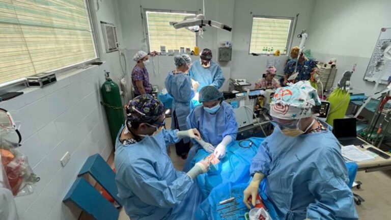 Aussie Doctors Give ‘Smiles’ To Kids With Cleft Palate In Mindoro