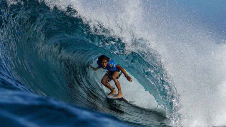 Siargao Surfer Is 1st Filipino To Compete In World Series