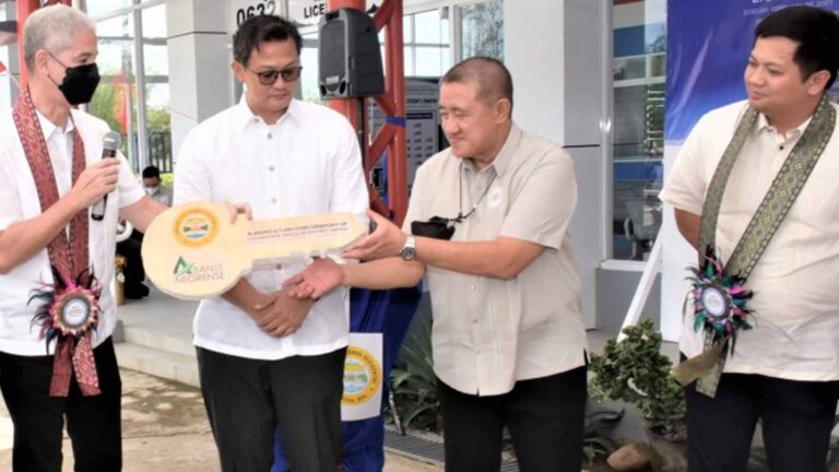 Negros Occidental Donates Lot, Building To LTO-Bacolod