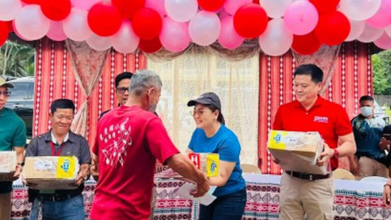 Secretary Rex Gatchalian Leads Aid Distribution For Davao De Oro Quake Victims