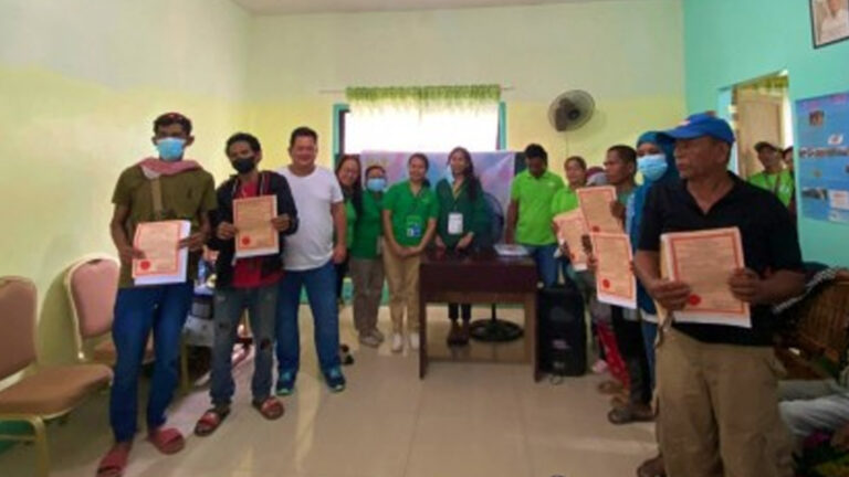 DAR Distributes Land Titles To 296 ARBs In North Cotabato