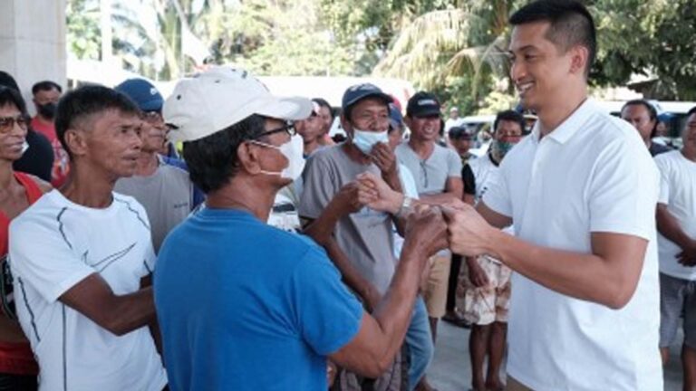 Ilocos Norte’s Mobile, One-Stop ‘Capitol Express’ Is Back