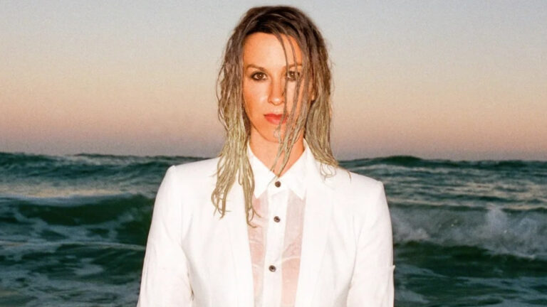 Alanis Morissette To Hold A Concert in Manila This August
