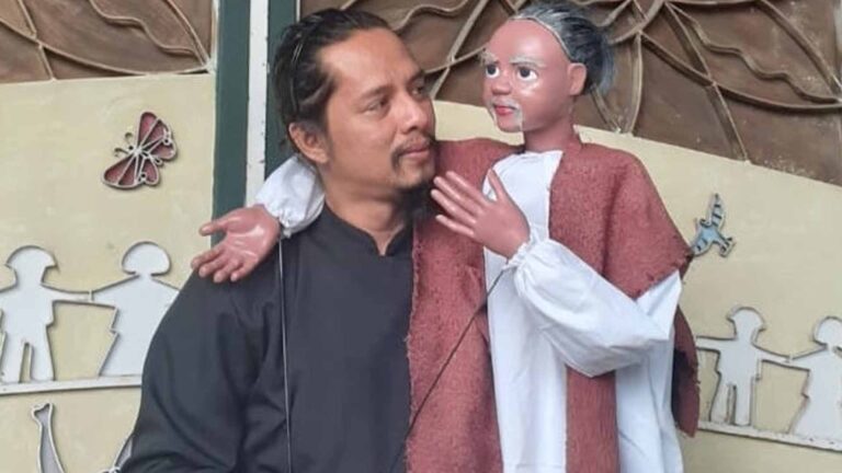 Puppet Show To Perform Passion Of Christ At The MET