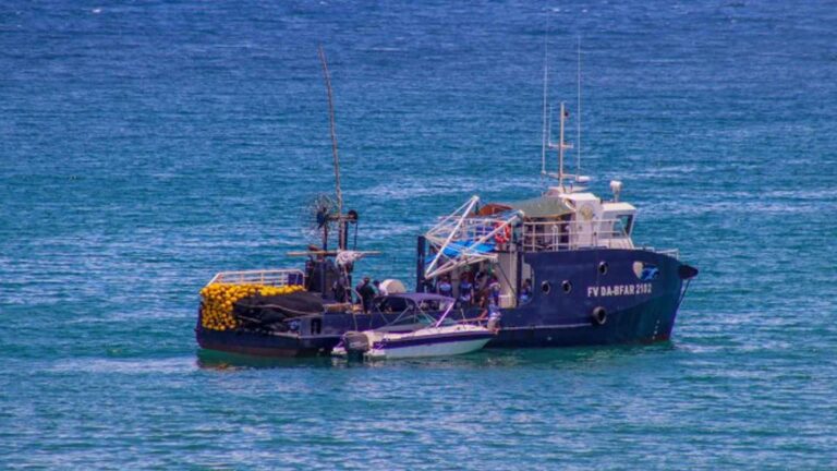 Northern Samar Fishers Get New Vessel To Raise Tuna Catch