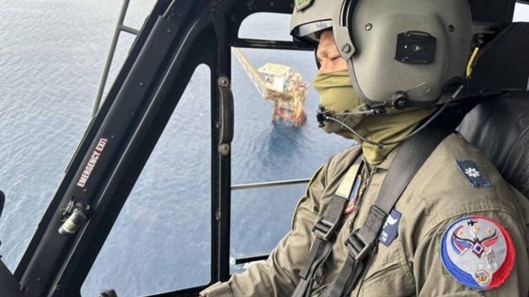 PH Air Force Joins Gas-Oil Platform Takedown Exercises In Palawan