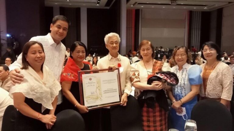 PCSO Exec Receives Red Cross Award For ‘Life-Saving Services’