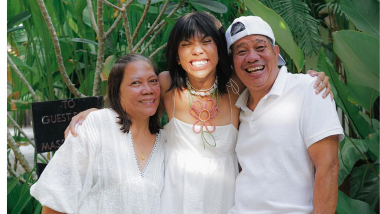 Checking Off Another Life Goal: Mimiyuuuh Shares First El Nido Trip With Family