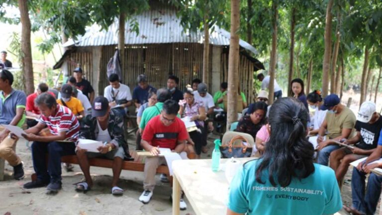 Tarlac Fish Farmers Learn Polyculture Tech For Tilapia, Prawn