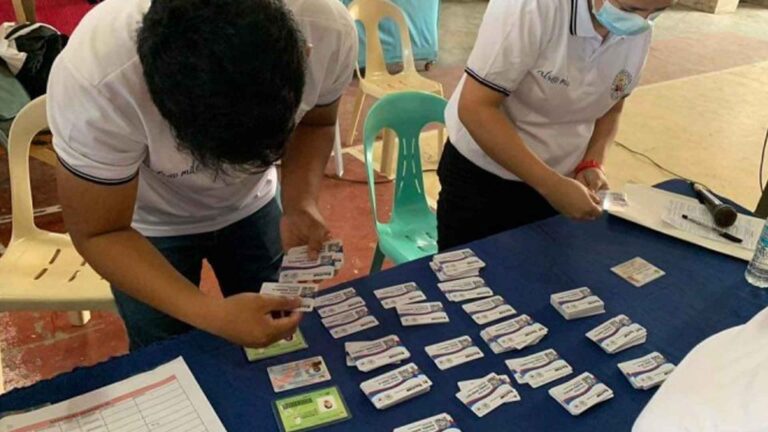 Bacolod City Sets Up Hospital Help Desks For Indigent Patients