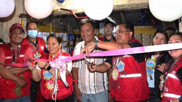 2 Siargao People’s Organizations Get Livelihood Projects From DSWD