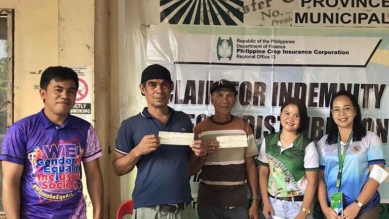 227 North Cotabato Corn Farmers Get PHP708 Thousand Indemnity Checks From PCIC
