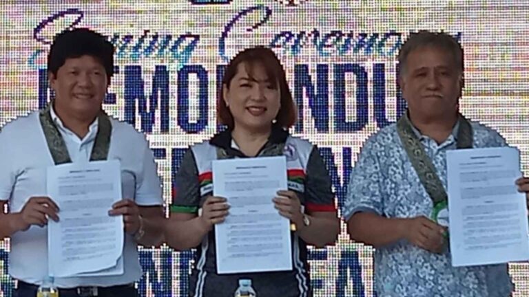 Cadiz City, Pag-IBIG Ink Deal For Government Workers Housing Project