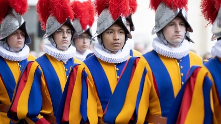Filipino Among New Pontifical Swiss Guard Recruits