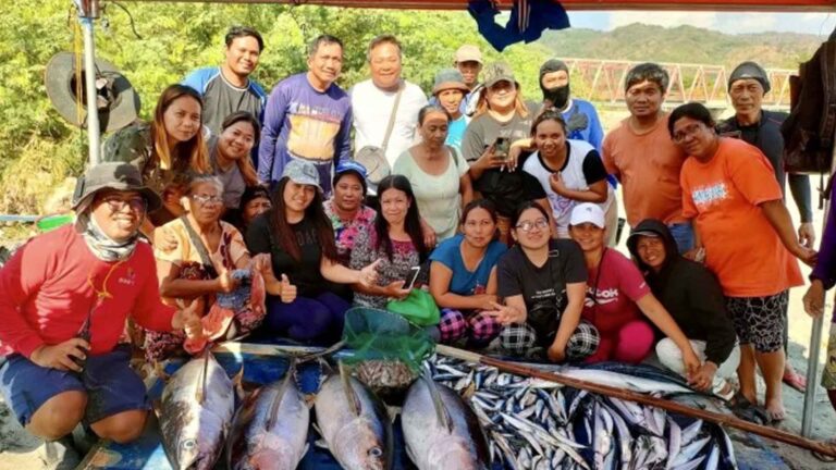 Ilocos Norte Town Fishers Adopt Eco-Friendly Fish Trap Technology