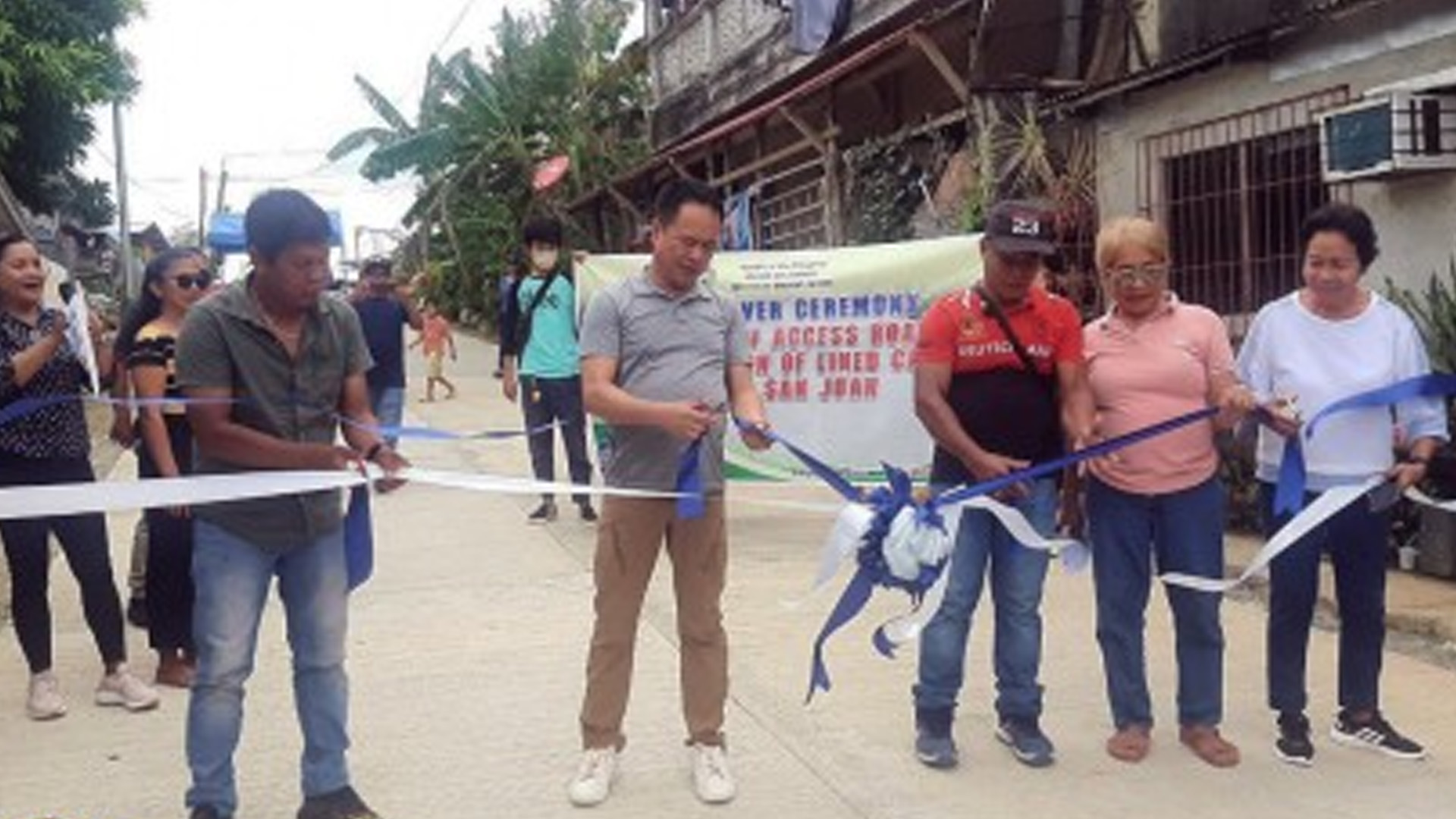 Dinagat Villages Benefits From PHP10.5 Million Worth Of Projects