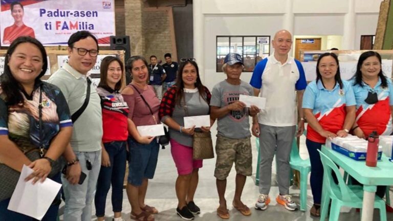 Nearly 1K TUPAD Workers In Ilocos Norte Town Get Payments