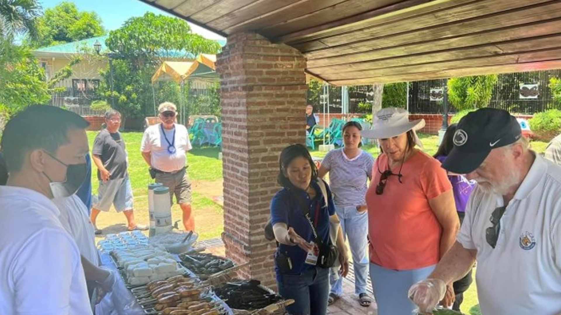 359 Cruise Passengers Enjoy Ilocos Delicacies, Heritage Tours