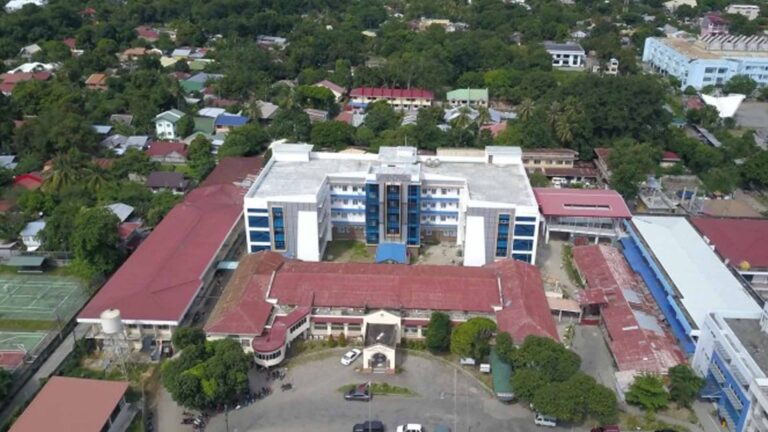 Governor Lines Up Programs To Improve Health Services In Negros Oriental