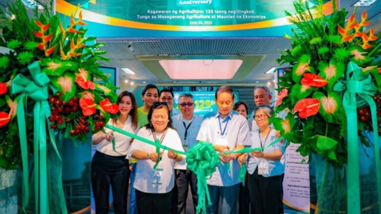 Department Of Agriculture Personnel Feted For Strong, Productive PH Agri Sector