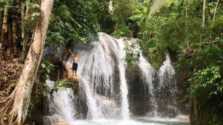 Cebu’s Kawasan Falls To Undergo Makeover