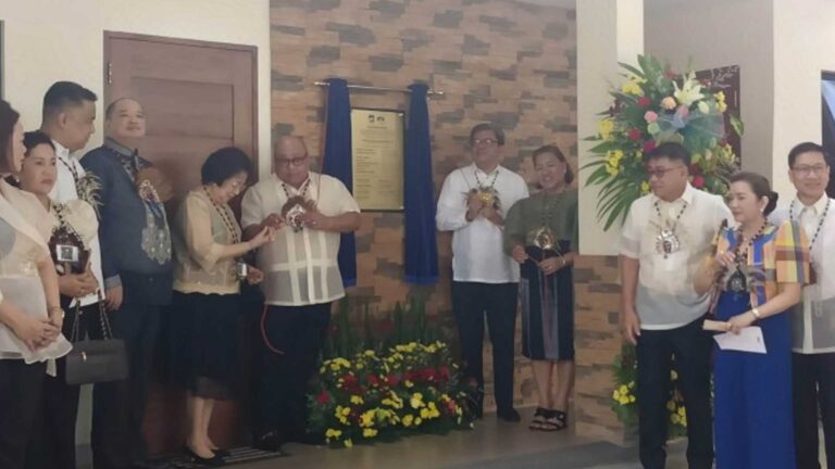 GSIS Meets Iloilo Stakeholders To Enhance Services