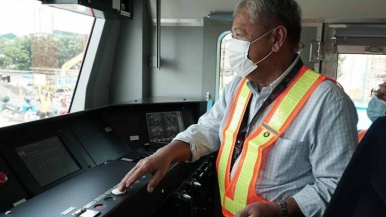 DOTr Chief: North-South Commuter Railway To Revive PH Rail Industry