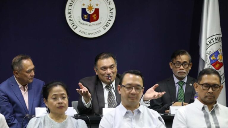 PH To Launch e-Visa For Foreign Visitors By End Of 2023