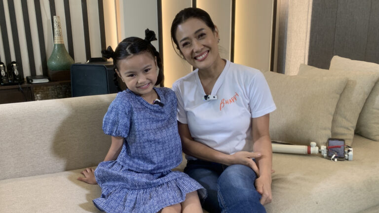 Bernadette, “It’s Showtime’s” Imogen Sing And Dance Together In “Tao Po”