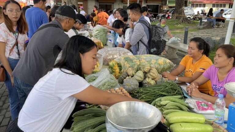 ‘Kadiwa Ng Pangulo’ Attracts Producers, Buyers In Ilocos Norte