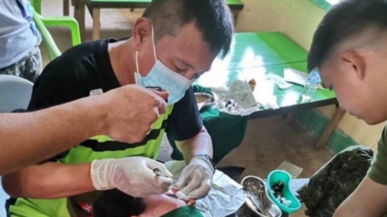 Family Of Doctors Starts Free Services To Soldiers, Former Rebels