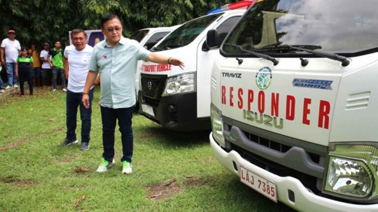 4.3K Marginalized Workers, Flood Victims Get Cash Aid