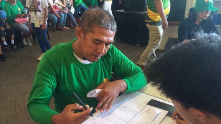 3.5K Albayanos Get Emergency Employment Benefits Via DOLE Program