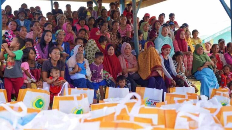 100 IP Families Displaced By Armed Attack Get BARMM Aid